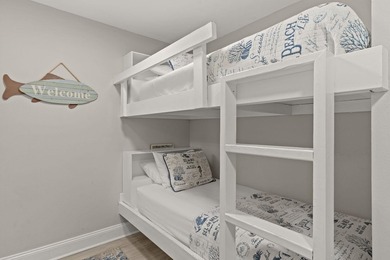 Welcome to Laketown Wharf Resort in the heart of all the fun and - photo 22