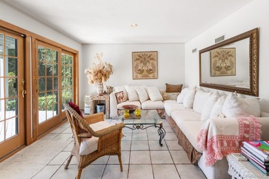 Discover a hidden gem with breathtaking water views in the - photo 22