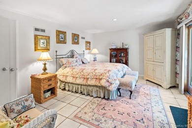 Discover a hidden gem with breathtaking water views in the - photo 23