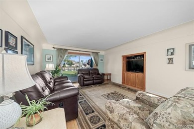 Welcome to the waterfront lifestyle in The Colony! Enjoy - photo 24