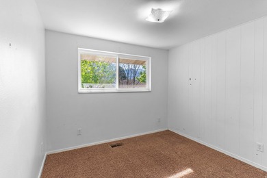 Well-located Orem townhome offering space, functionality, and - photo 25