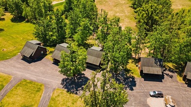 Relax and enjoy the beautiful views from this cozy 3-bedroom - photo 38