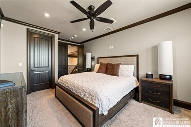 Luxury Lakefront Living! Experience breathtaking Lake Erie views - photo 45