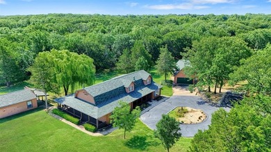 (private lake, pond, creek) Home For Sale in Bells Texas