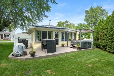 Enjoy the best of Gun Lake living with this charming 2-bedroom - photo 34