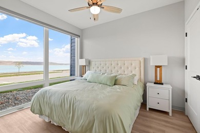 Whether you're looking for an investment property, weekend - photo 9