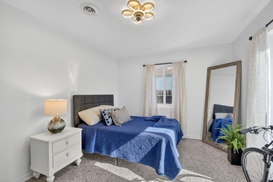 Welcome to this charming single-story residence Great - photo 13