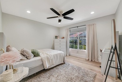 This stunning updated turn key home located in Chatsworth - photo 32