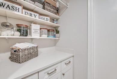 This stunning updated turn key home located in Chatsworth - photo 36