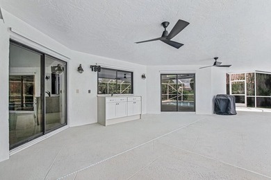 This stunning updated turn key home located in Chatsworth - photo 40