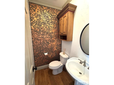 Exceptional 4-bedroom, 3.5-bathroom home situated on 2+ acres of - photo 6
