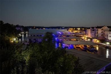 Upscale waterfont villa with room for everyone can now be yours! - photo 5