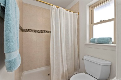 *Sellers offering $20,000 with a full offer to buy down your - photo 16