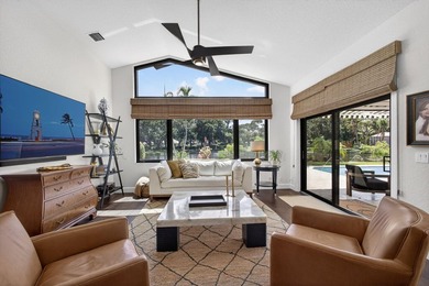 Exquisitely redesigned with bespoke designer finishes, this - photo 16