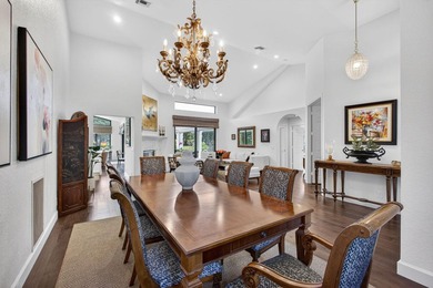 Exquisitely redesigned with bespoke designer finishes, this - photo 18