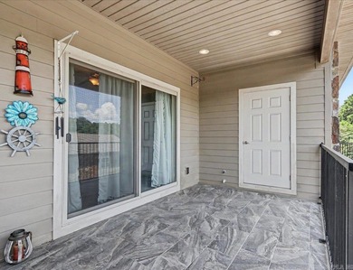 Enjoy Lake Hamilton living in this furnished 2-bedroom, 2-bath - photo 27