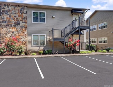 Enjoy Lake Hamilton living in this furnished 2-bedroom, 2-bath - photo 36