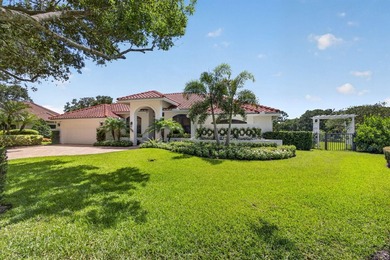 Exquisitely redesigned with bespoke designer finishes, this - photo 36