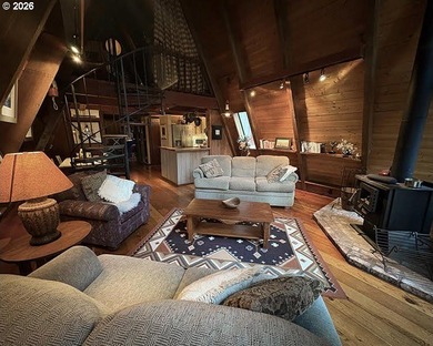 An Enchanted Forest Retreat on 2.88 Acres! Escape to your own - photo 2