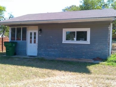 Lake Worth Home For Sale in Sansom Park Texas