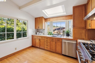 Perched gracefully in the Berkeley Hills this exceptional - photo 19