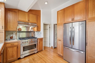 Perched gracefully in the Berkeley Hills this exceptional - photo 21