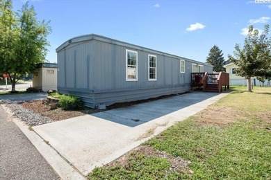 Columbia River - Klickitat County Home For Sale in Richland Washington