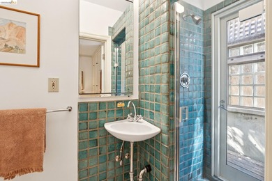 Perched gracefully in the Berkeley Hills this exceptional - photo 29