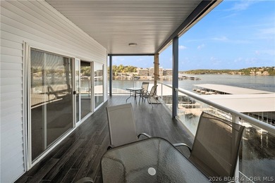 Welcome to effortless lakefront living at this beautifully - photo 9