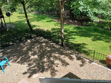 IMMACULATE ... [3-bedroom / 3 full bathrooms (2 ensuite - photo 10