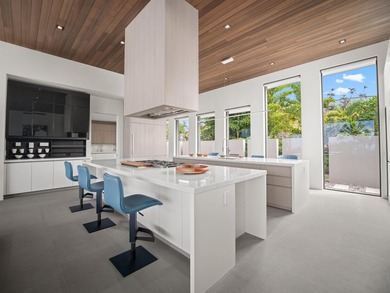 Nestled within one of Wailea's most coveted residential enclaves - photo 12