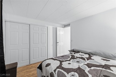 Beautifully updated & move-in ready! 1028 square foot, 1976