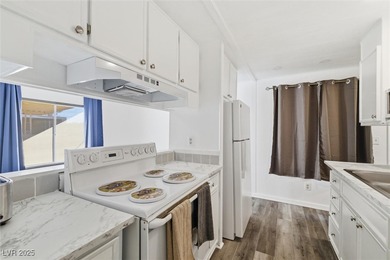 Beautifully updated & move-in ready! 1028 square foot, 1976