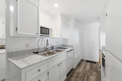 Beautifully updated & move-in ready! 1028 square foot, 1976