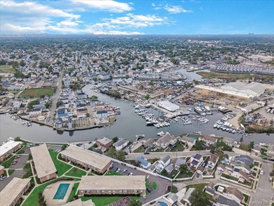 Coastal Living at Ocean Harbor Club! This beautifully updated - photo 20