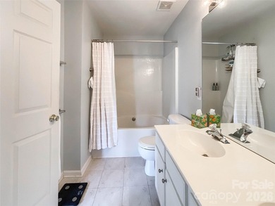 SELLER WILL ENTERTAIN OFFERS BETWEEN $330,000-$355,000 or ABOVE - photo 32