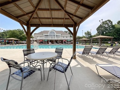 SELLER WILL ENTERTAIN OFFERS BETWEEN $330,000-$355,000 or ABOVE - photo 38