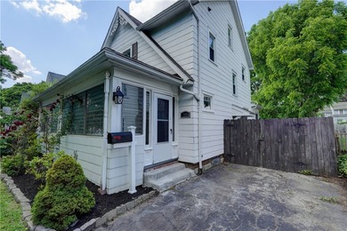 Welcome to this delightful 3 bedroom 1.5 bath Colonial offering - photo 2