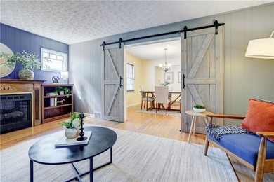 Welcome to this delightful 3 bedroom 1.5 bath Colonial offering - photo 6