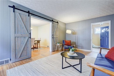 Welcome to this delightful 3 bedroom 1.5 bath Colonial offering - photo 9