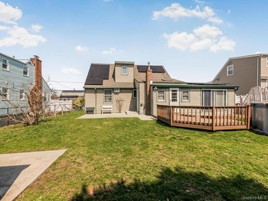 Welcome home to this charming property located in the heart of - photo 21
