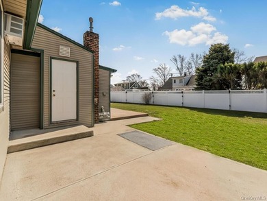 Welcome home to this charming property located in the heart of - photo 25