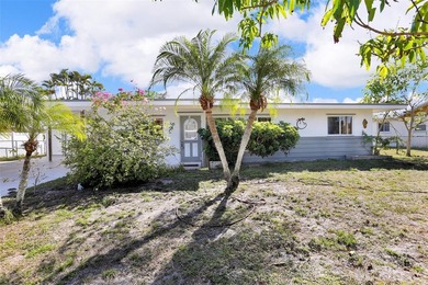 Port Charlotte Waterway Area Home For Sale in Port Charlotte Florida