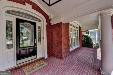Welcome to this beautifully UPDATED and REMODELED 5-bedroom, 4 - photo 4