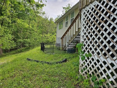 Motivated Seller!!! Turnkey move-in ready property is your start - photo 7