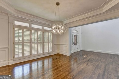 Welcome to this beautifully UPDATED and REMODELED 5-bedroom, 4 - photo 8