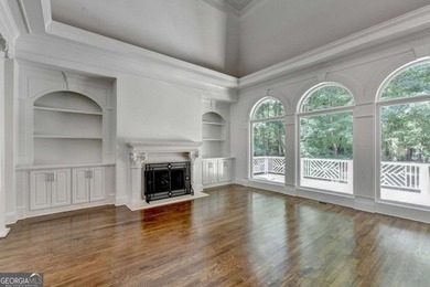 Welcome to this beautifully UPDATED and REMODELED 5-bedroom, 4 - photo 10