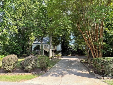 Lake Norman Living at an Unbeatable Value - Welcome to Bahia Bay - photo 3