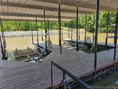 Lakefront living with private dock & lake views! Enjoy the - photo 5