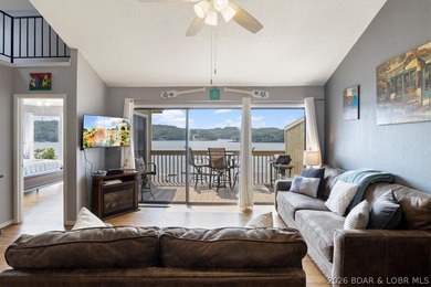 Incredible views and a 14x36 boat slip! Top-floor 3BR/2BA condo - photo 1